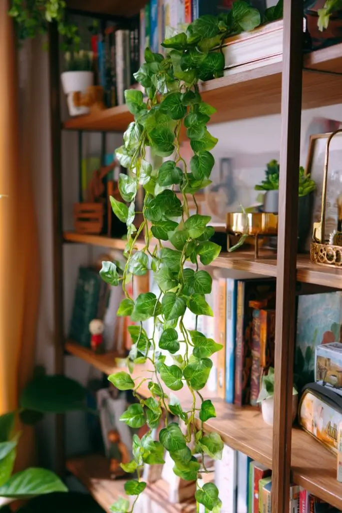 Top 10 Tall Artificial Plants for Indoor Spaces 10 Top 10 Tall Artificial Plants for Indoor Spaces