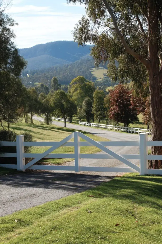 Rural Farm Gates: Design Ideas for Your Property 4 Rural Farm Gates: Design Ideas for Your Property